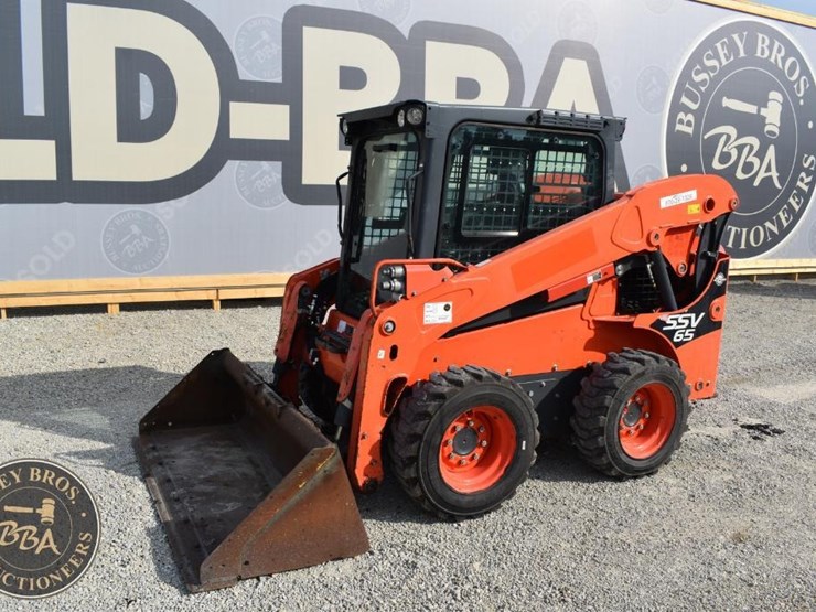 2020-kubota-ssv65-image-4