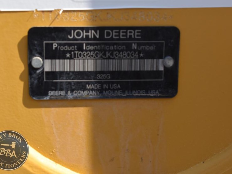 2019-deere-325g-image-50