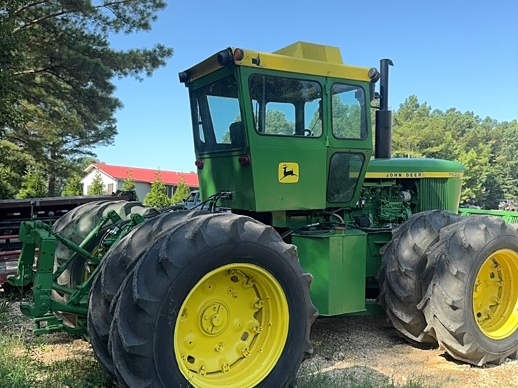 john-deere-7520-image-8