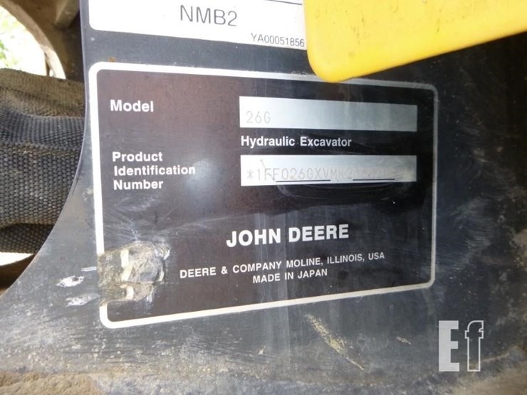 2021-deere-26g-image-5