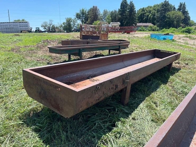 20ft-steel-feed-bunk-image-3