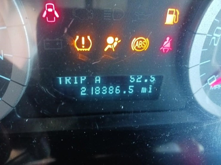 2011-ford-escape-image-6