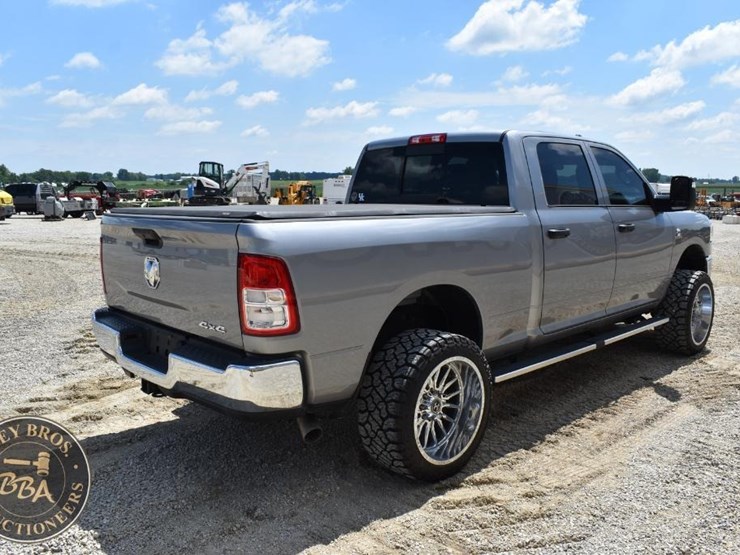 2024-ram-3500-hd-image-22