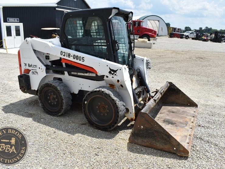2020-bobcat-s550-image-18