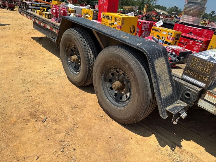 2174---2023-kaufman-78"-x-24'-tilt-trailer-image-6