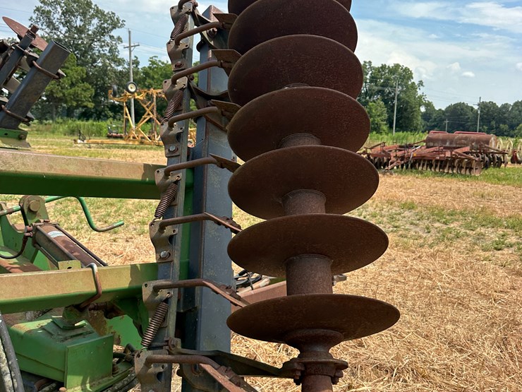 john-deere-630-image-13