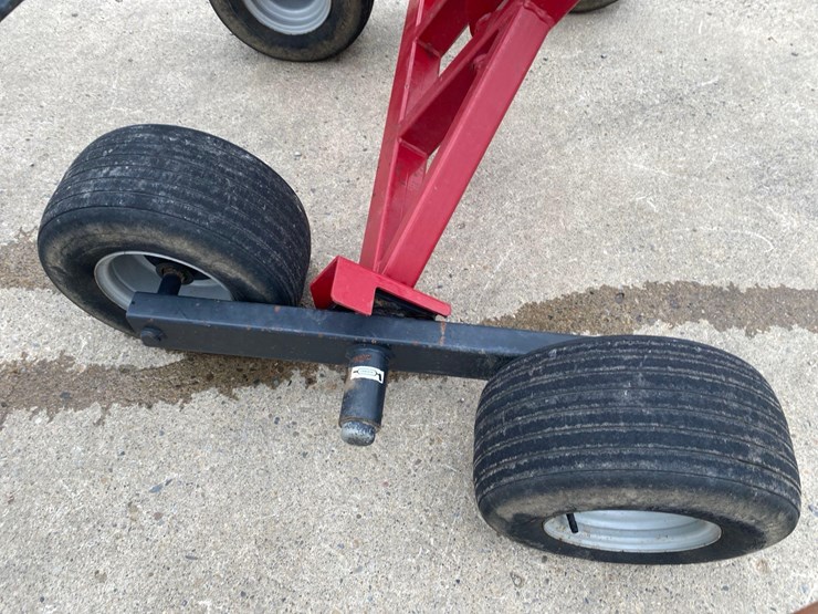 miller-pro-1150-hay-rake-image-17