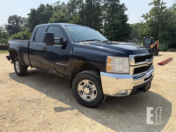 2007-chevrolet-2500-image-3
