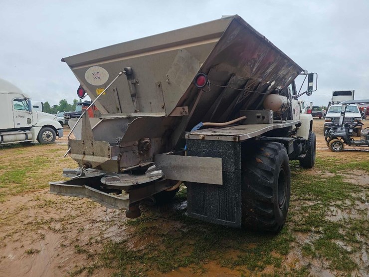 1995-ford-l9000-image-4