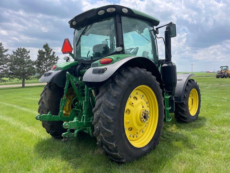 2015-john-deere-6155r-image-5