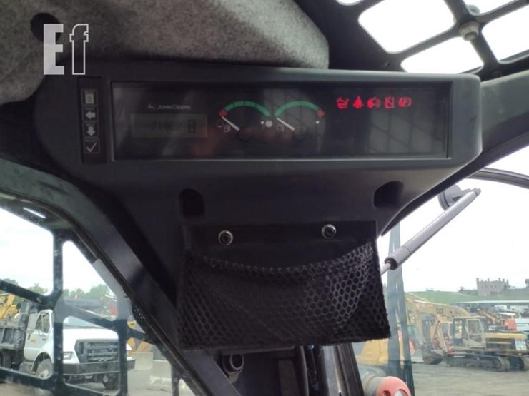 deere-324g-image-7