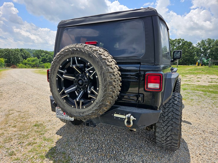 2021-jeep-wrangler-image-16