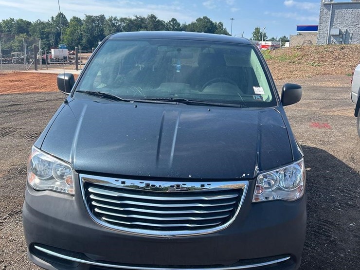 2013-dodge-grand-caravan-image-6