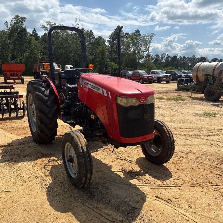 252 - MASSEY FERGUSON 2605 TRACTOR DIESEL