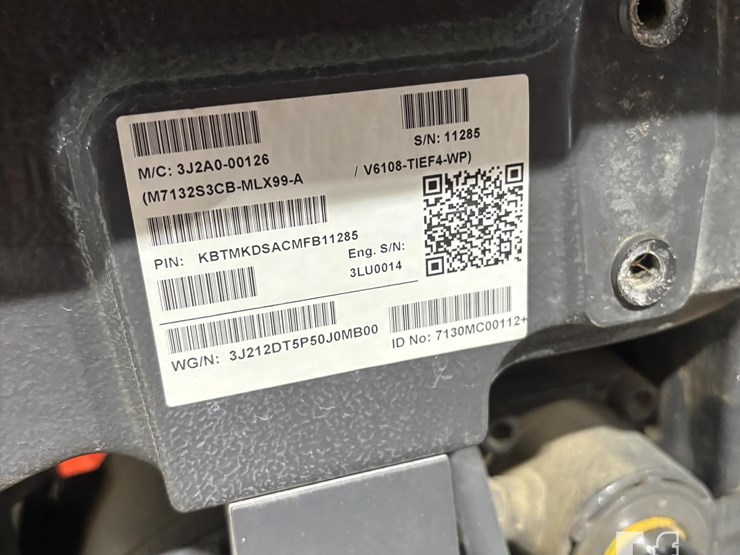 kubota-m7-132-image-26