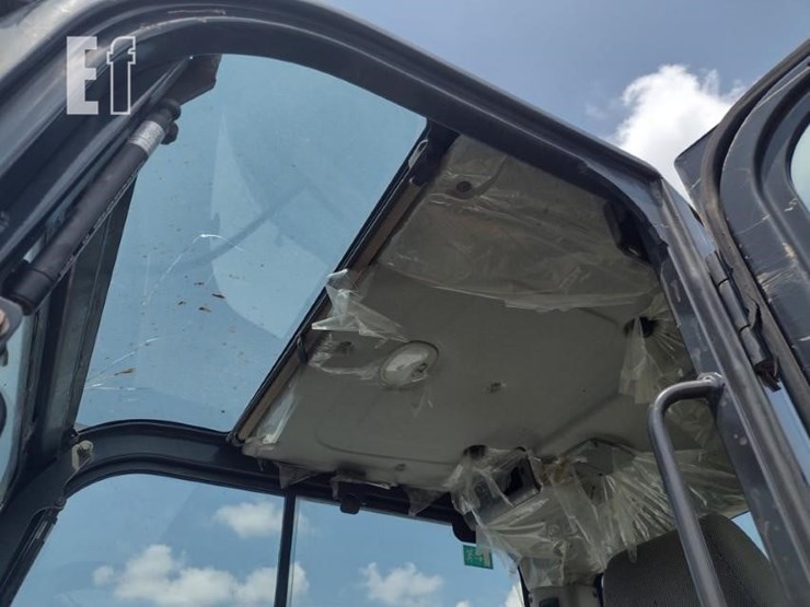 2013-bobcat-e63-image-14