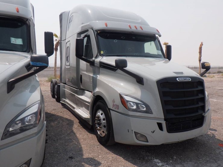 2024-freightliner-cascadia-126-image-2