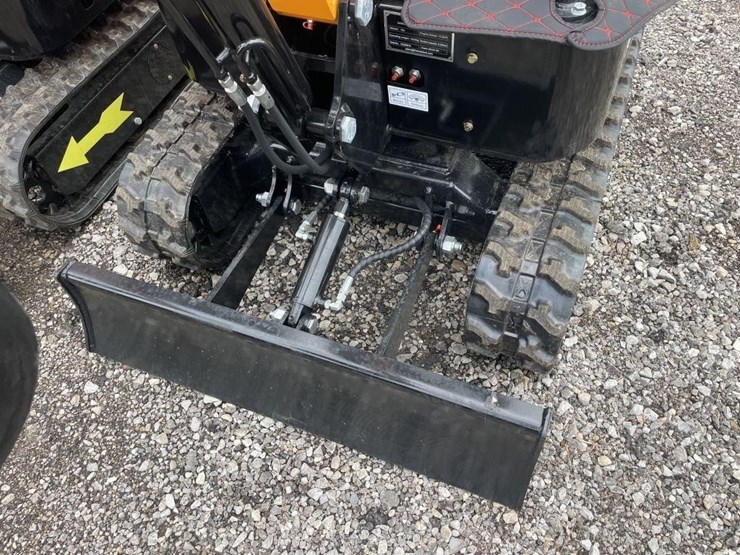 new-miva-mini-excavator-6.6t-image-8