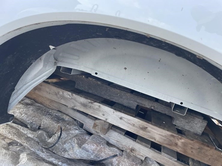 2021-ford-f350-image-12