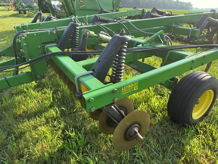 john-deere-714-image-12