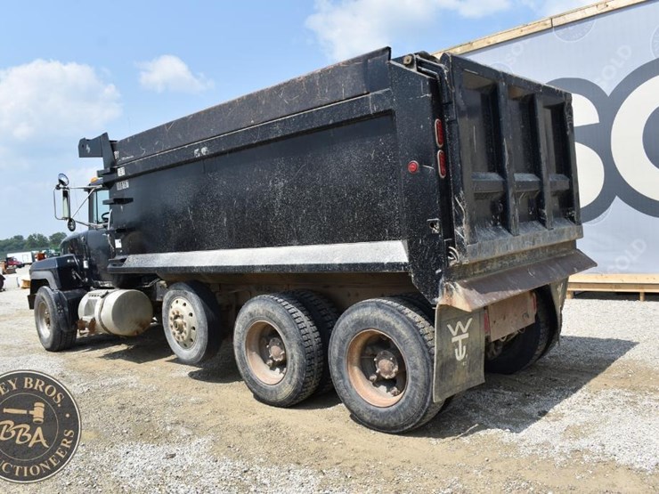 1996-mack-rd688s-image-13