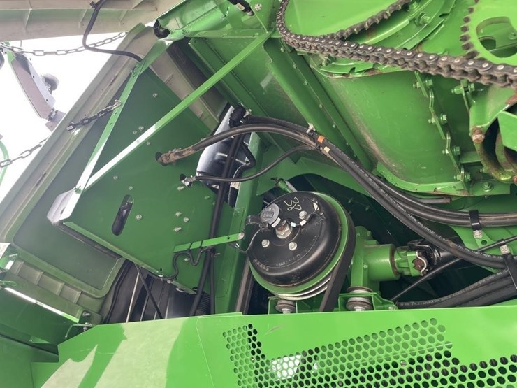 2015-john-deere-s660-image-16