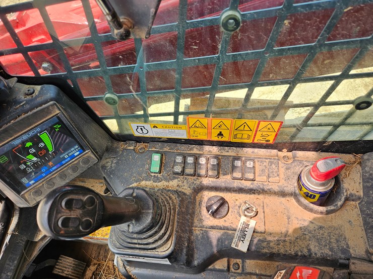 takeuchi-tl10v2-image-31
