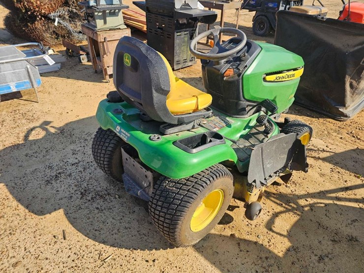 john-deere-x320-image-3
