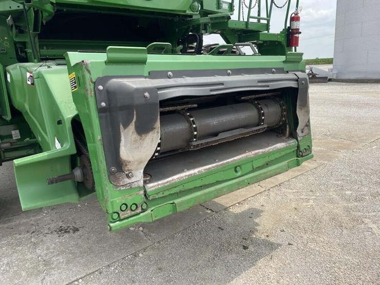 2015-john-deere-s660-image-25