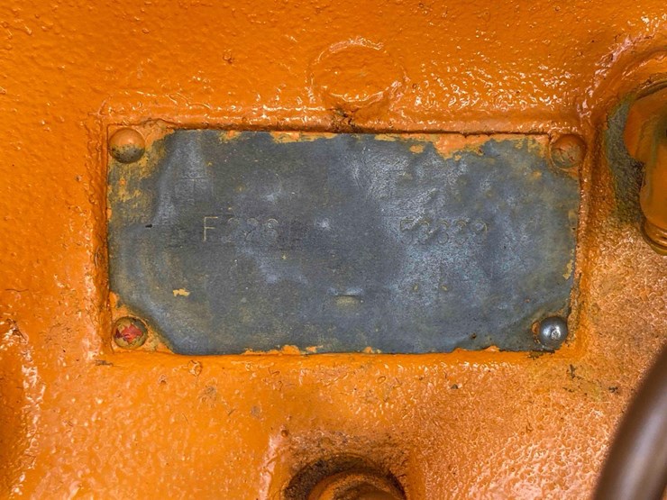 oliver-ag-6h-ag-crawler-image-15