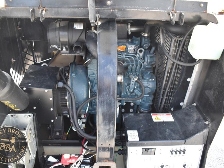 2019-allmand-bros-night-lite-v-series-image-13