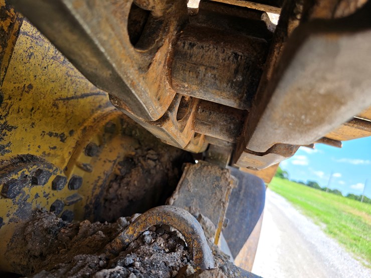2005-caterpillar-953c-image-80