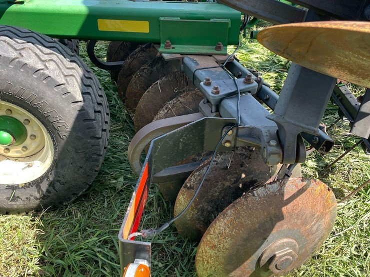 john-deere-637-image-41