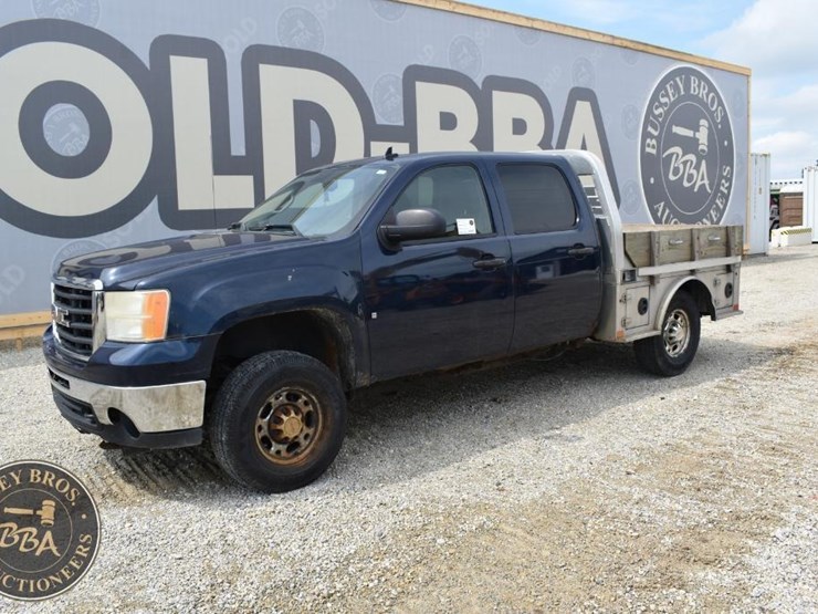 2007-chevrolet-2500hd-image-1