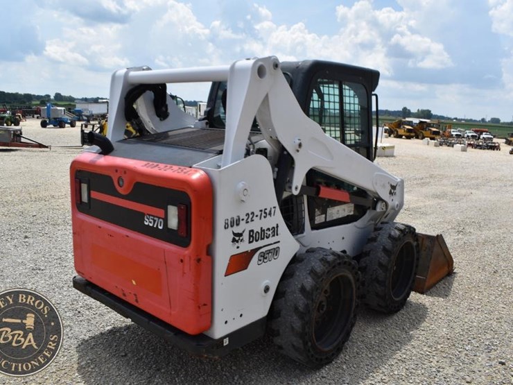 2018-bobcat-s570-image-17