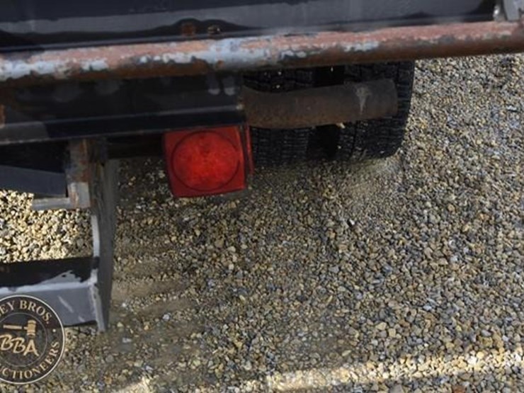2003-ford-f550-image-14