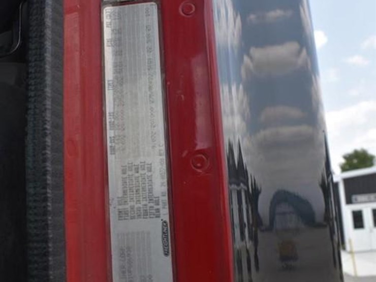 1997-freightliner-century-120-image-80