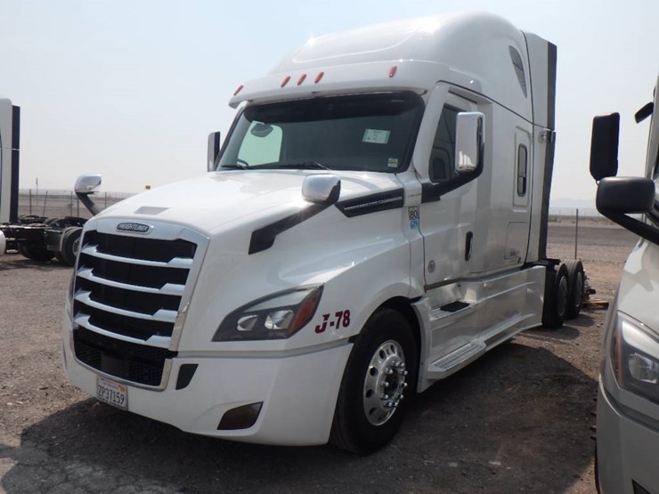 2024-freightliner-cascadia-126-image-1