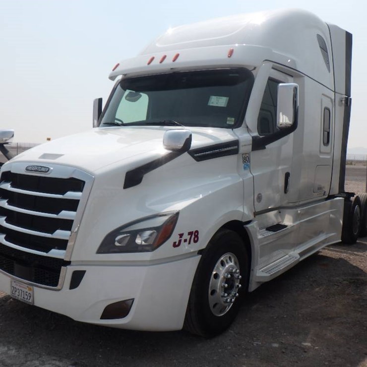 2024 FREIGHTLINER CASCADIA 126