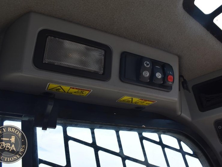 2015-caterpillar-272d2-image-41