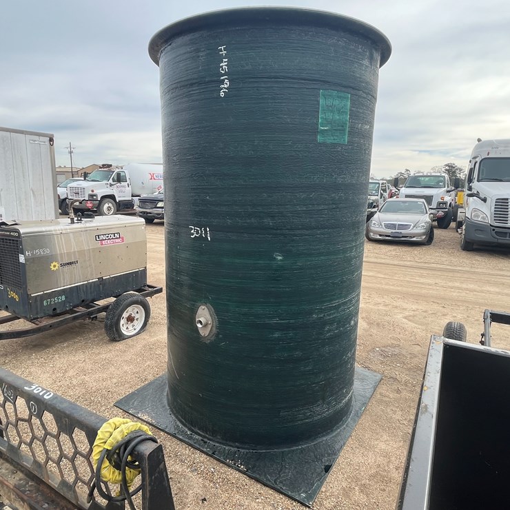 #47998 • 60 X 102 SANITARY LIFTING STATION
