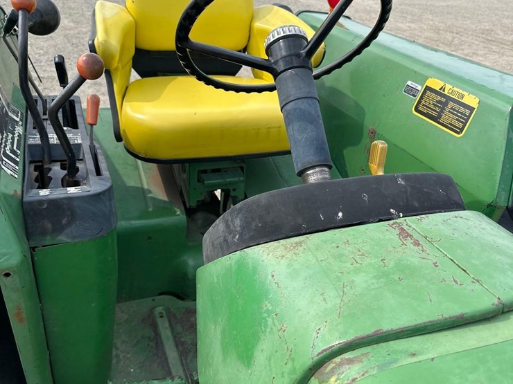 john-deere-4040-image-14