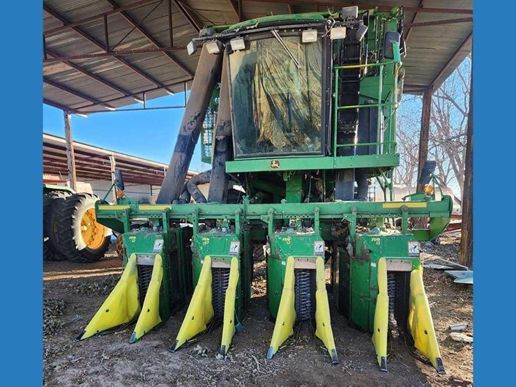 deere-9970-cotton-picker-image-2