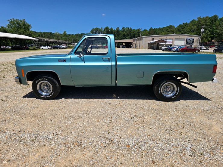 1977-chevrolet-custom-deluxe-image-9