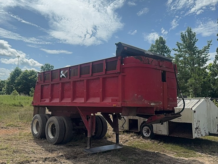 red-dump-trailer-image-1