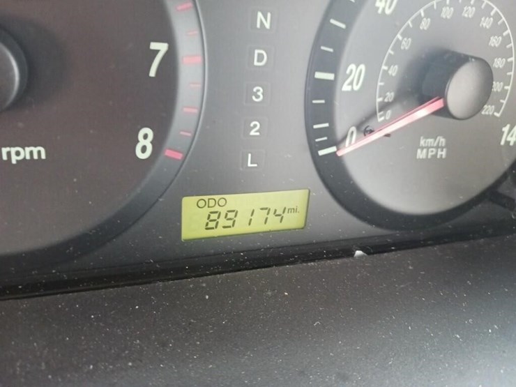 2006-hyundai-elantra-runs/moves-gls-image-6