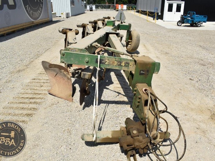 john-deere-2700-image-24