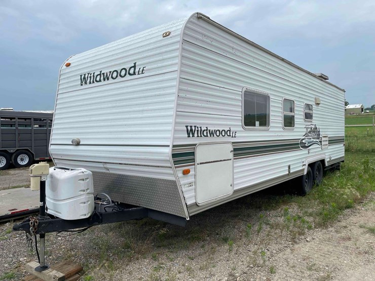 2005-wildwood-le-camper-image-5