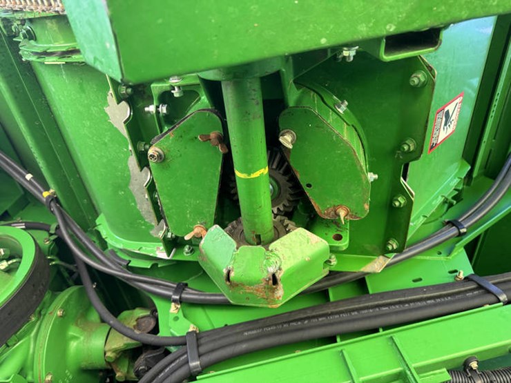 2010-john-deere-2010-image-90