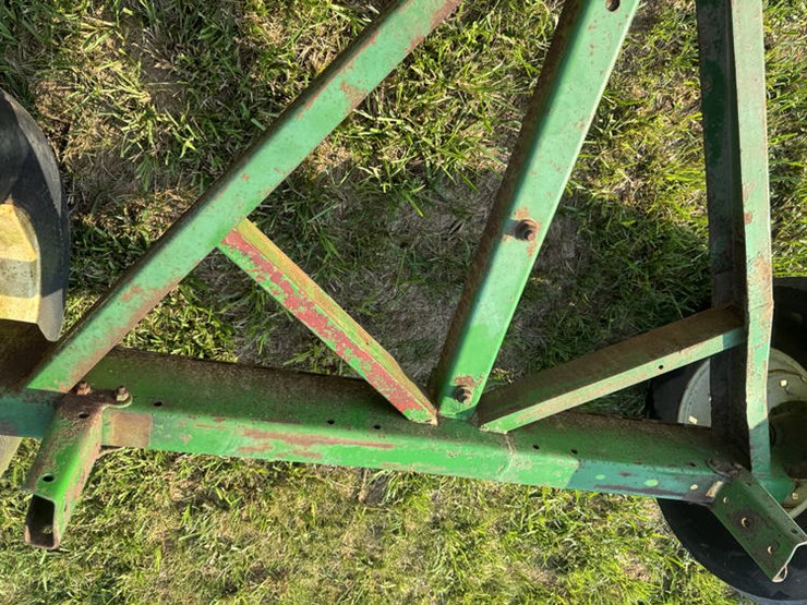 john-deere-1065-image-8